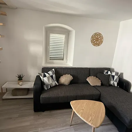 Holiday home Mili Minihouse