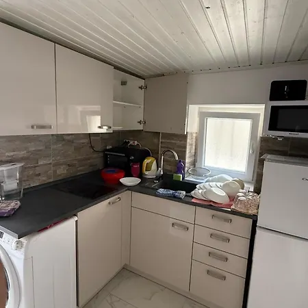 Holiday home Mili Minihouse *