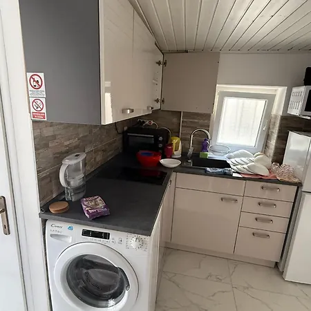 Mili Minihouse * Kastela